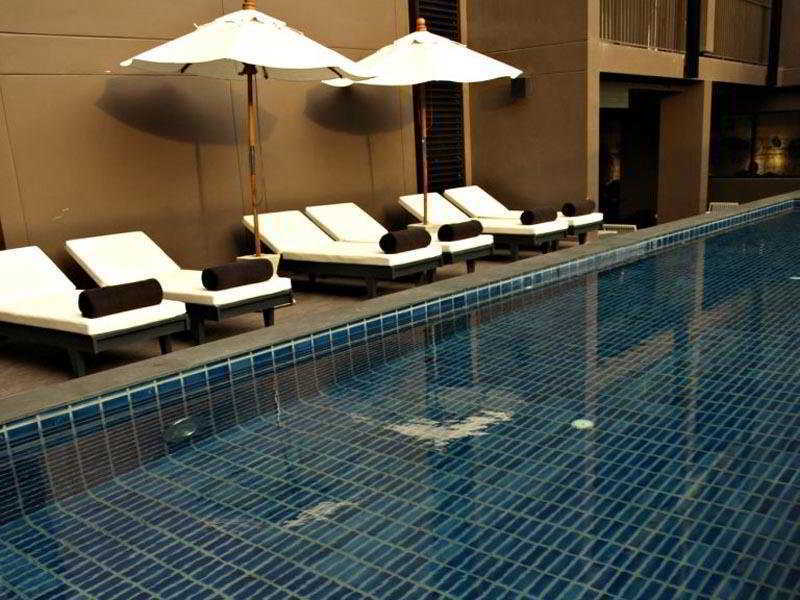 Tenface Bangkok Buitenkant foto